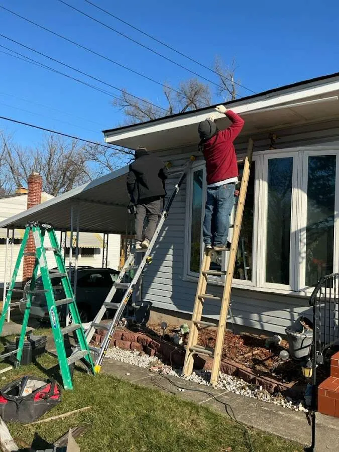 Restoration crew performing exterior repair in Nashville